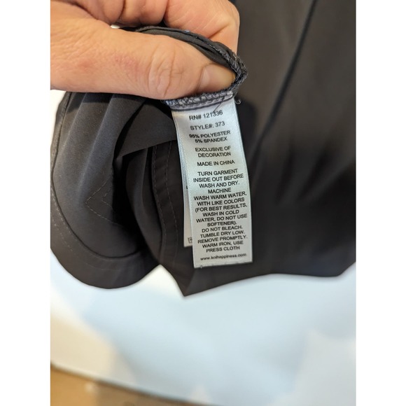 Koi Basics Becca 4-Pocket Scrub V Neck Top Medical Uniform - Picture 8 of 8